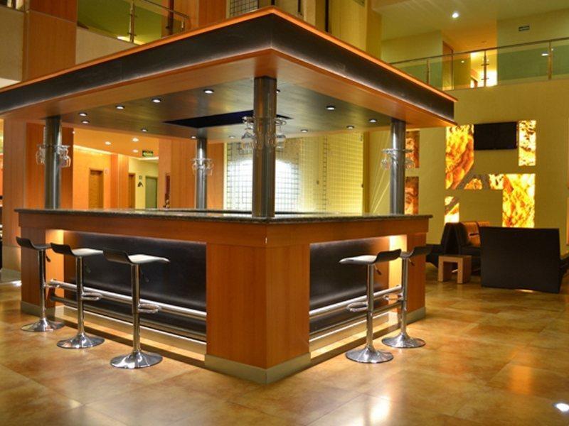 Hostalia Hotel Expo&Business Class Guadalajara Exterior foto