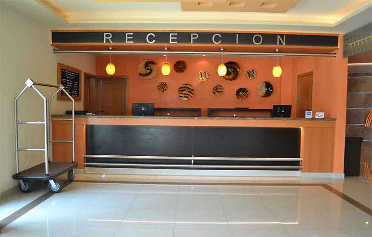 Hostalia Hotel Expo&Business Class Guadalajara Exterior foto